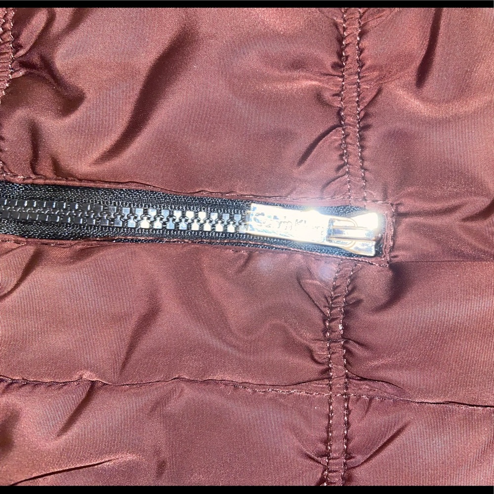Calvin Klein puffer jacket - Picture 9 of 9